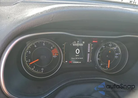 2020 Jeep Cherokee Latitude Plus z USA, uszkodzony, nr VIN 1C4PJLLB6LD648529